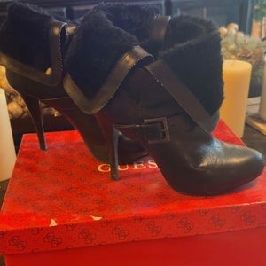 Guess | Women’s Black Booties Boots Shoes Heels Size 7